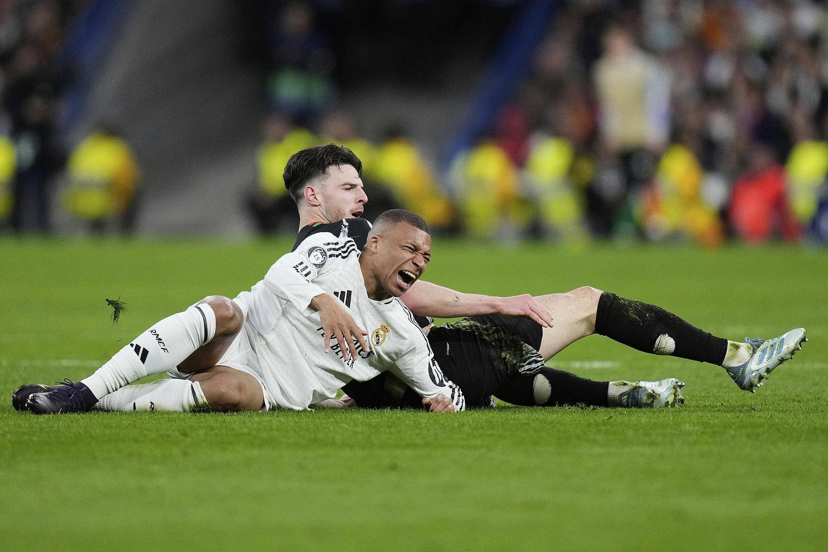 IM体育赛事直播入口-阿森纳险胜波兰，C罗统治全场