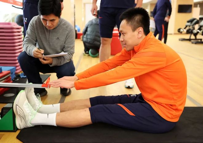 IM体育世界杯2026-球队冬季训练备战新赛季，目标明确