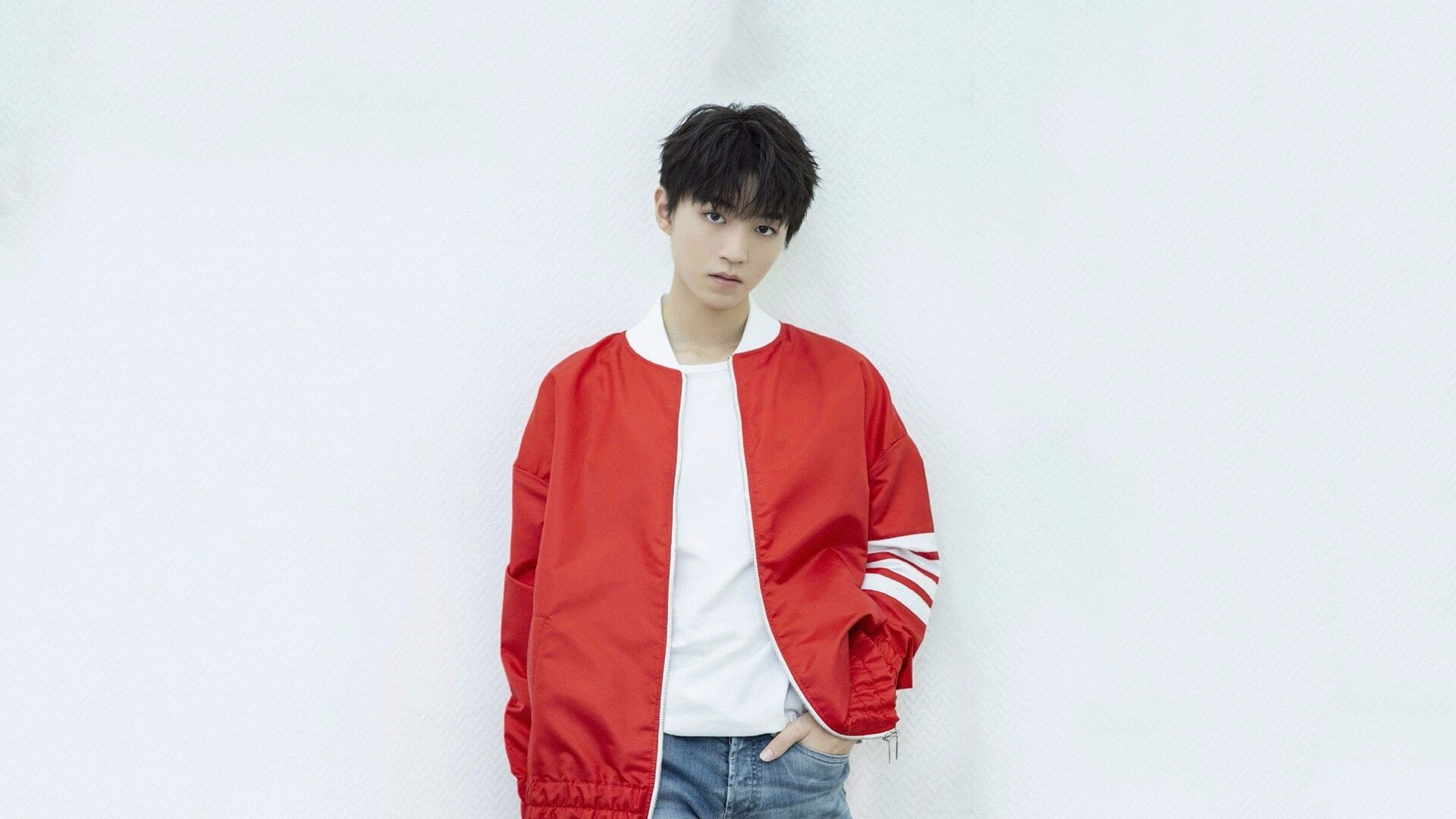 从马里终结韩国到基耶萨接管美加墨,足球世界唯一性的双重奏鸣