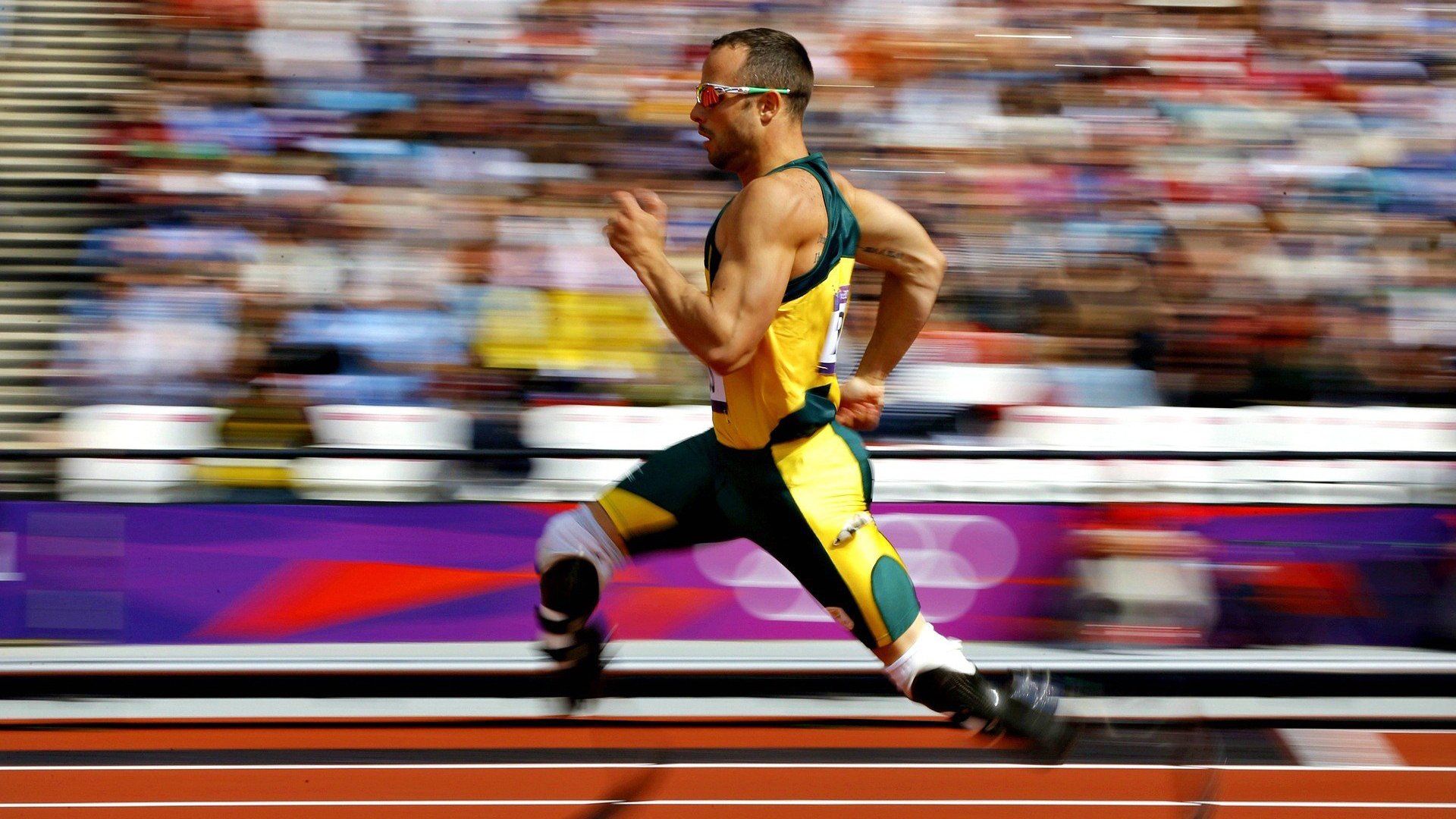 维斯塔潘的绝地反击，哈斯车队如何以战术逆转红牛二队，书写赛道奇迹